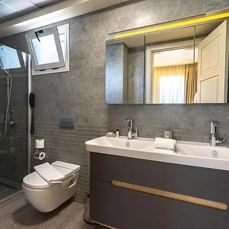 Casa Luna - Adult Only *